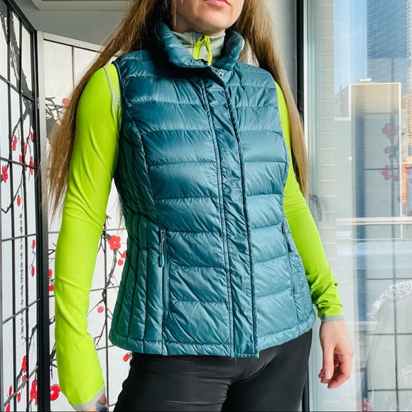 NEW 32 Degrees Down Quilted Nylon Satin Weatherproof Women's Packable Vest - Picture 3 of 15